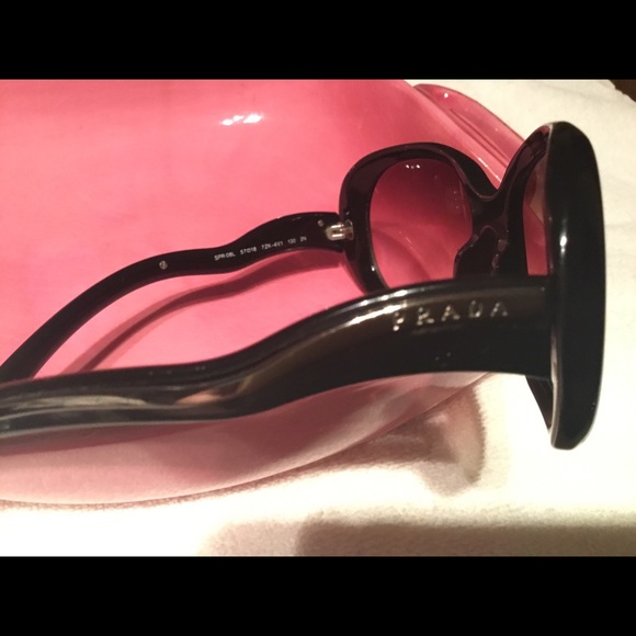 PRADA SUN GLASSES 🕶ONLY$189🔥🔥🦊 - Picture 3 of 6
